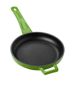 Cast Stekpanna i järn, integrerad med metallhandta